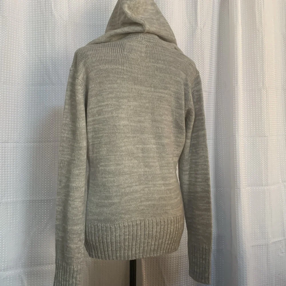 OP‎ Ocean Pacific juniors grey sweater vintage 15-17 Pom Pom strings hooded